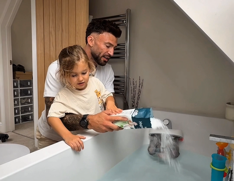 Jake & Family's nighttime routine